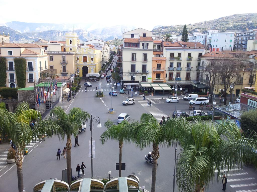 La Casa Dell'Orologio - Main Square Hotel Sorrento Ngoại thất bức ảnh